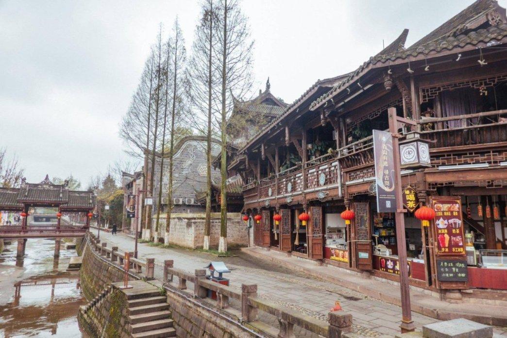 无需签约!2月1日起职工医保普通门诊费用在青大附院可直接报销